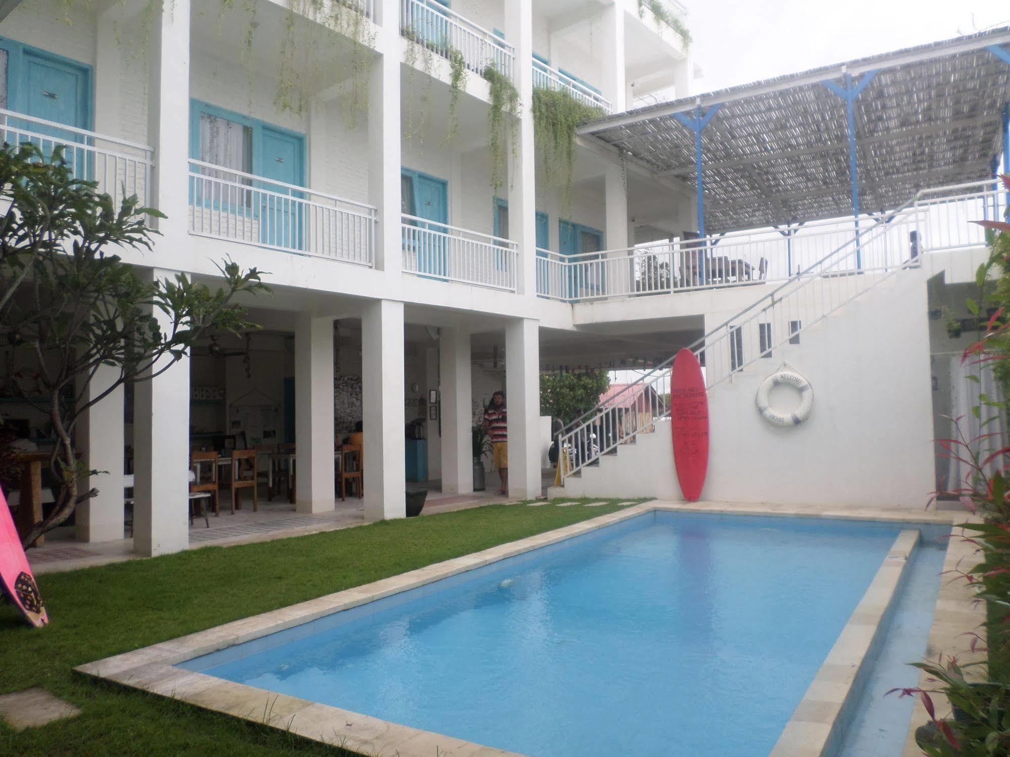 Sanur Paras Paros Marina Lodge מראה חיצוני תמונה